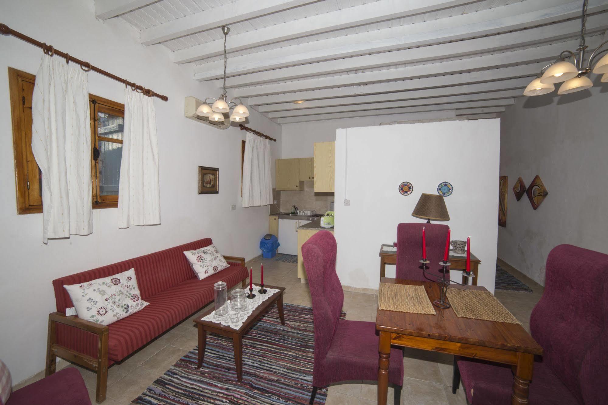 Cottage Houses Pentakomo Exterior foto